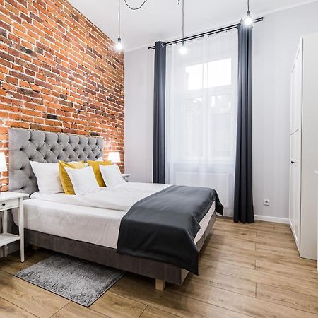 Attractive Apartment Oldtown Near Thetrain Station كراكوفيا المظهر الخارجي الصورة