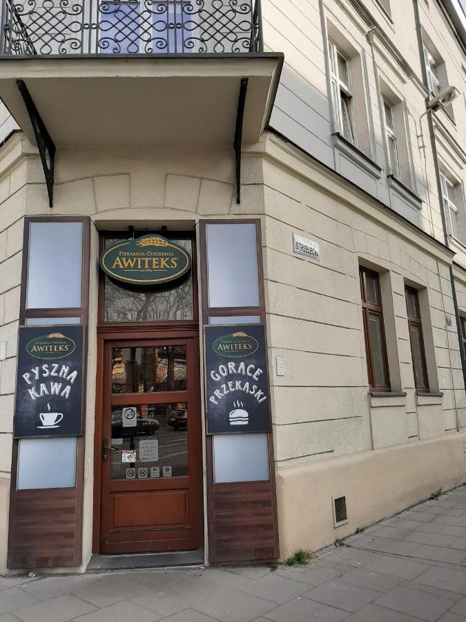 Attractive Apartment Oldtown Near Thetrain Station كراكوفيا المظهر الخارجي الصورة
